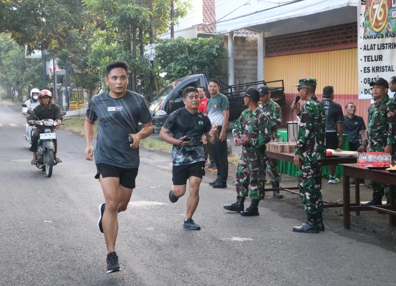 Dandim Tulungagung Pimpin Fun Run 15 KM, Pererat Sinergi TNI dan Masyarakat Lewat Bakti Sosial