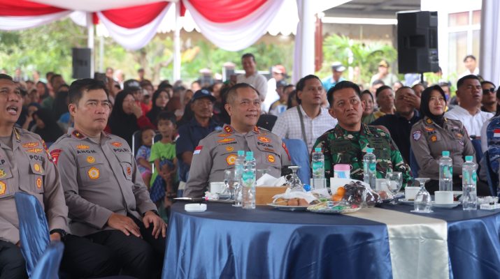 Polda Kepri Gelar Nobar Piala Dunia 2026 Di Sei Beduk, Pererat Kebersamaan Polri Dan Masyarakat