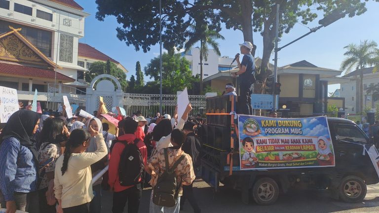 Ricuh Narasi Aksi MBG di Batam: DPRD Beda Sikap soal Keterlibatan Siswa, Ada Apa?