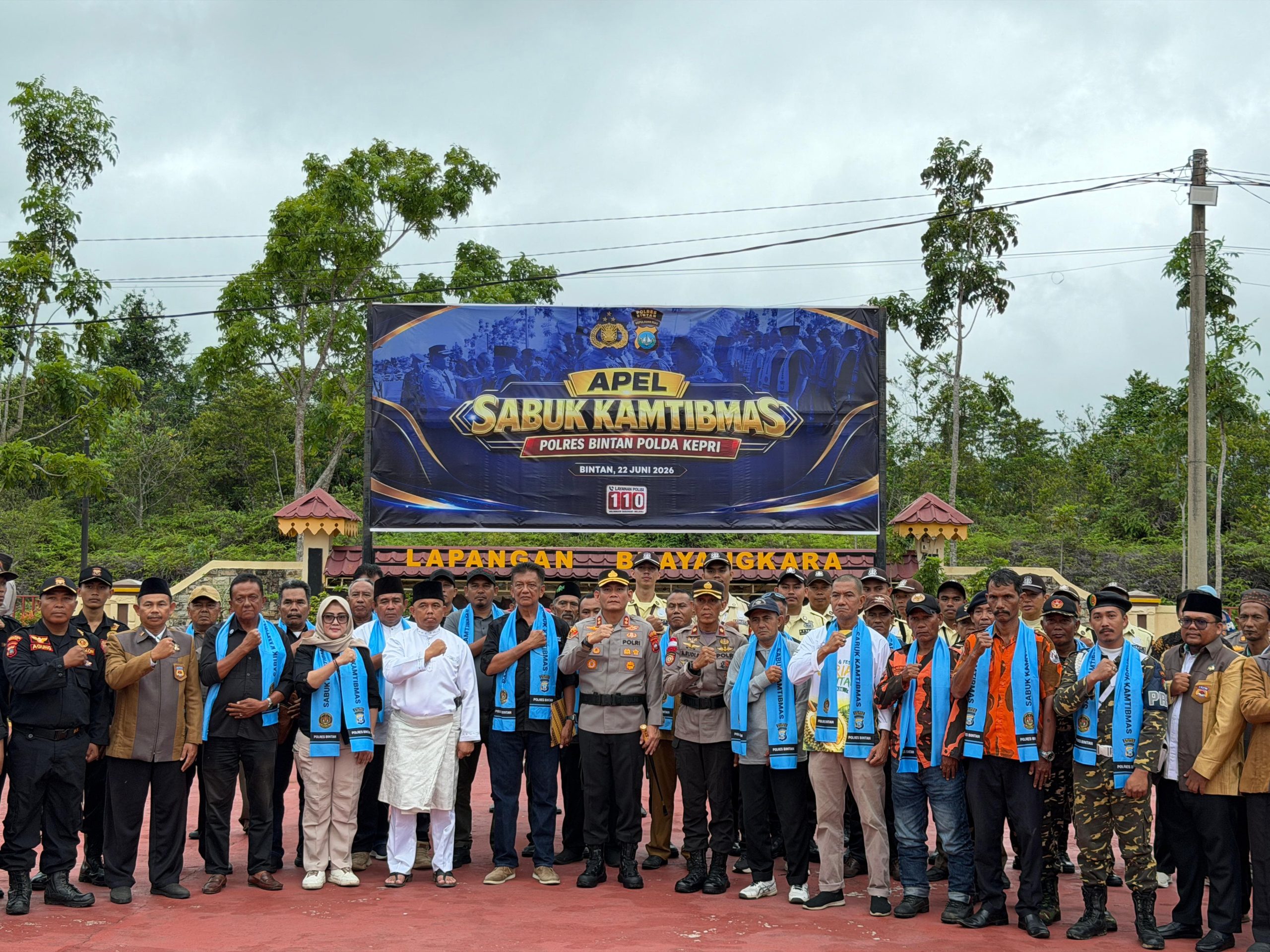 Polres Bintan Gelar Apel Sabuk Kamtibmas dan Salurkan Bantuan Sosial kepada Elemen Masyarakat