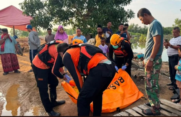 Balita Hanyut di Tanjung Sengkuang Ditemukan Meninggal Dunia