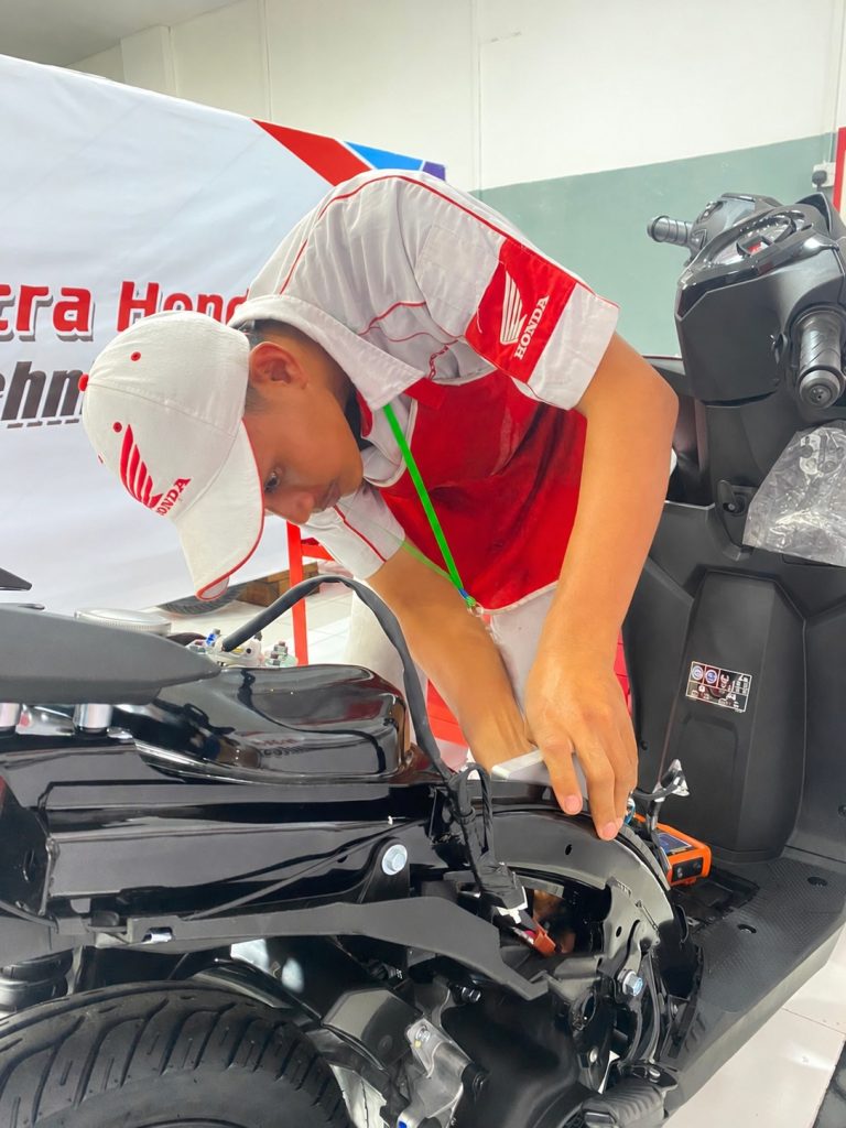 181 Teknisi dan Service Advisor AHASS Ikuti Technical Skill Contest Honda Kepri 2026