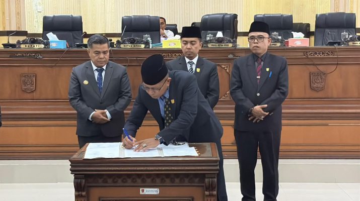 DPR Agam Setujui Ranperda Pertanggungjawaban APBD 2025