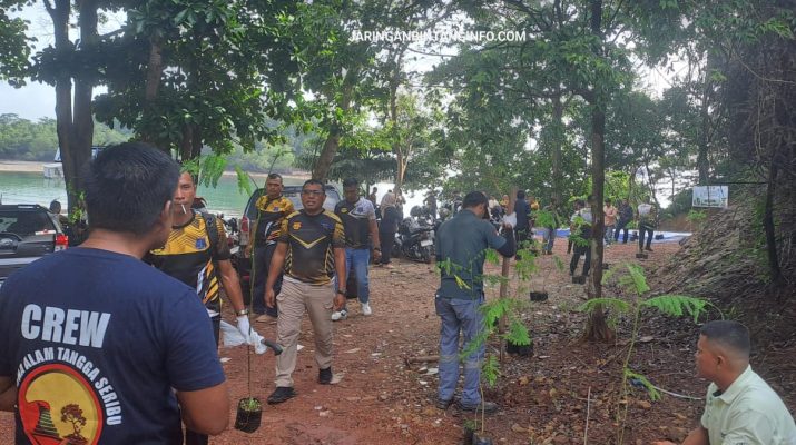 PT Ecogreen Oleochemicals Tanam 150 Pohon dan Gelar Aksi Bersih Pantai di Kawasan Wisata Tangga 1000 Batam