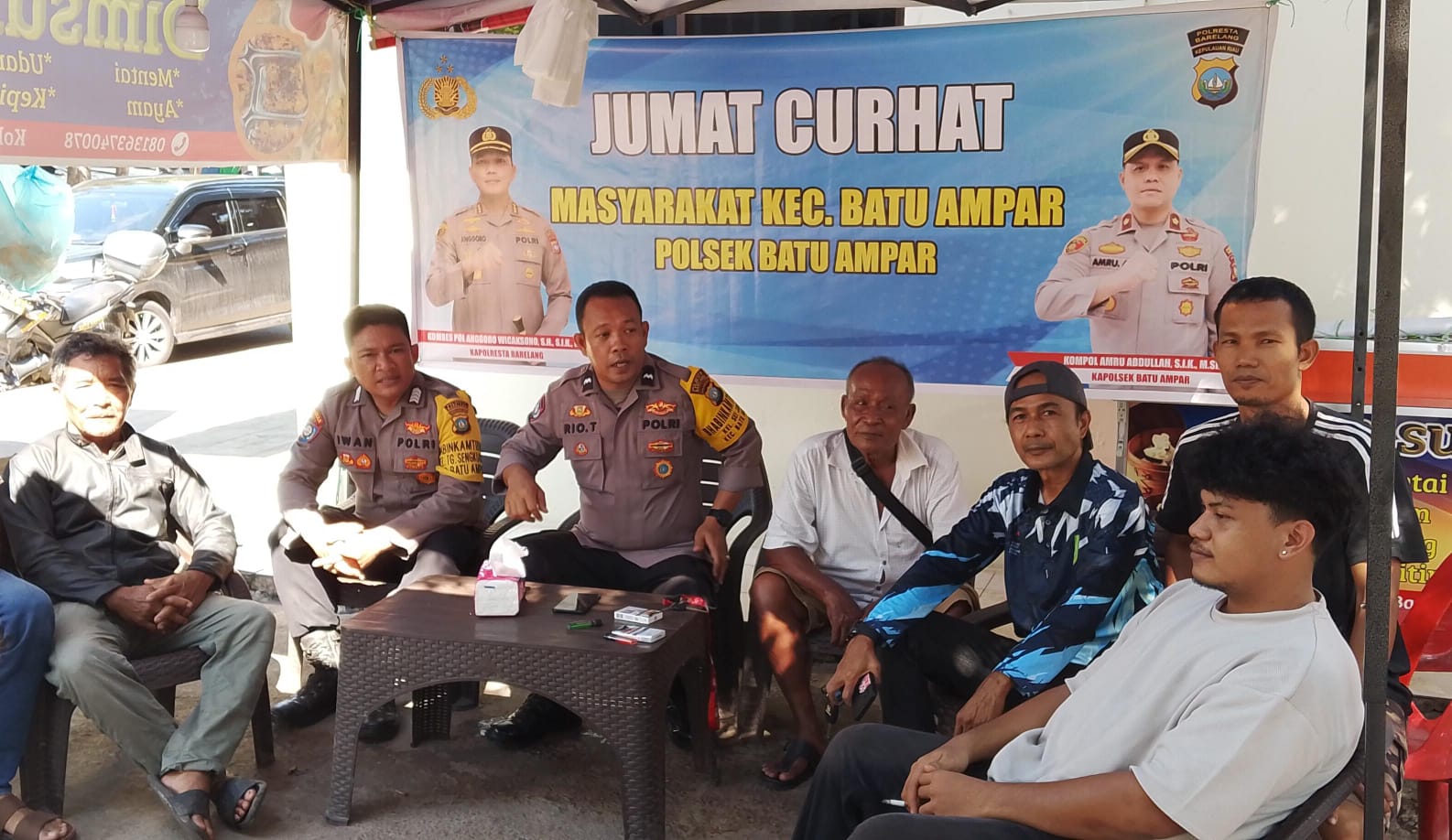 Dalam kegiatan Rutin Jumat Curhat Kamtibmas Polsek batu ampar dengan warga komplek jodoh square : Penting Nya Terus Bersinergi Jaga Situasi Kamtibmas, Call center Layanan Polisi 110 