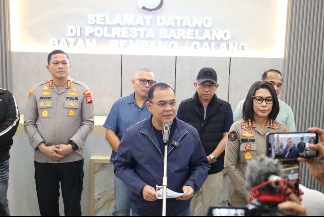 Bareskrim Dan Tim Gabungan Polri Melakukan Penggerebekan Judi Terbesar di Nagoya Batam: 3 Brankas Berisi Rp7,79 M Disita, 197 Pelaku Ditangkap