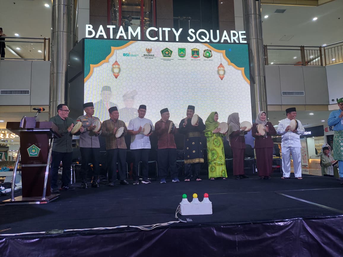 Polresta Barelang Hadiri Pekan Maulid Nabi Muhammad SAW 1448 H di BCS Mall Batam