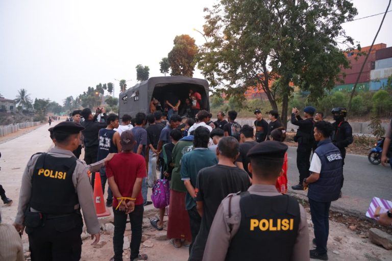 114 ORANG DIAMANKAN DIDUGA NARKOBA, PADA KRYD POLDA KEPRI