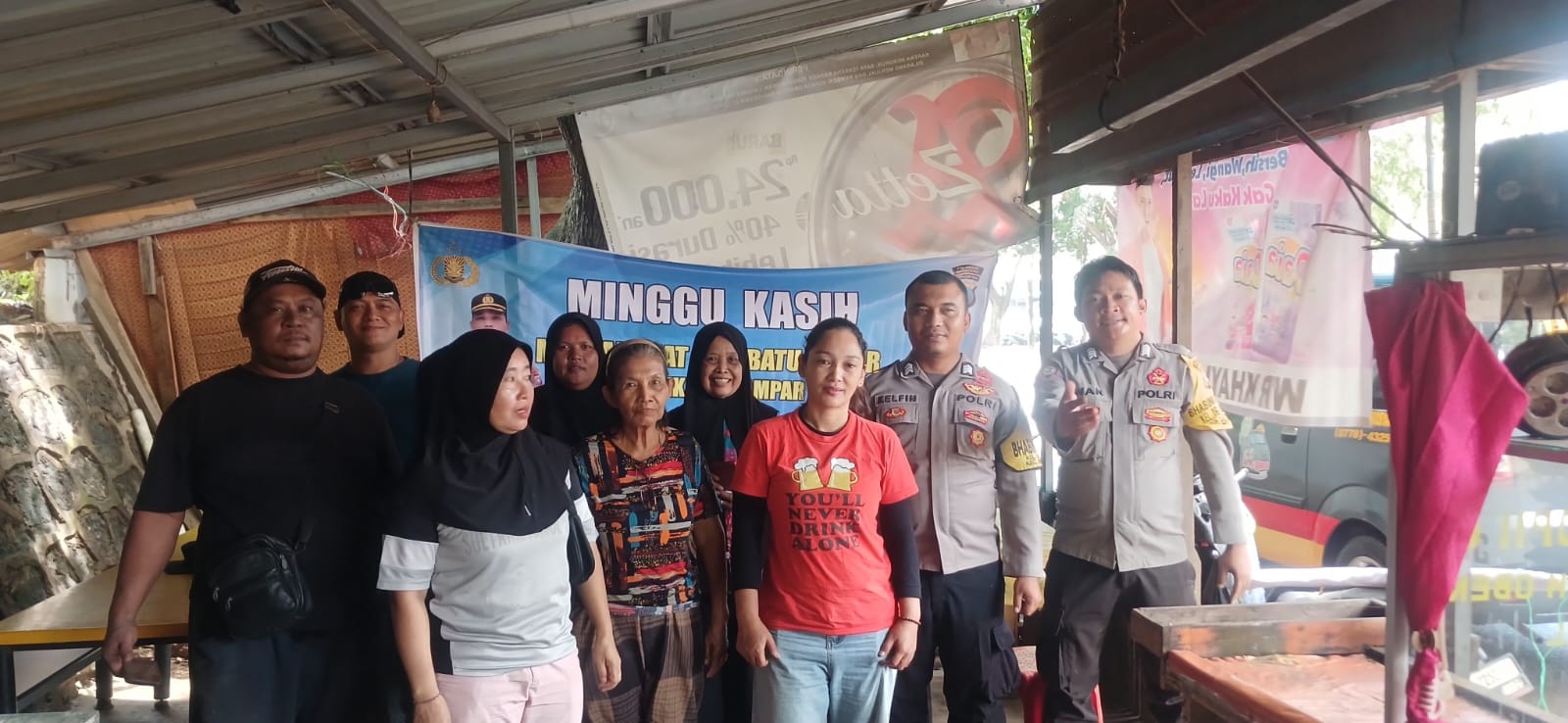 Minggu Kasih Kamtibmas Polsek Batu Ampar dengan warga batu merah : Mari Ciptakan Kamtibmas Kondusif Wilayah Batu Ampar , Call 110 layanan polisi 