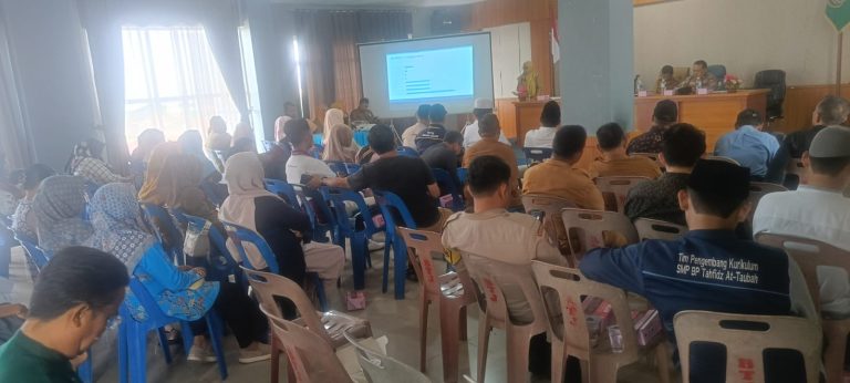 Perkuat Sinergi Lintas Sektor, Polsek Batu Aji Hadiri Pertemuan Triwulan III Kecamatan Batu Aji