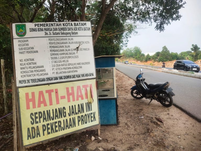 Ada Apa dengan Proyek Jalan Lingkar Selatan Rp17,8 Miliar? Warga Soroti Trase di Sei Daun