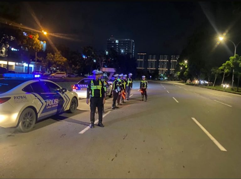Satlantas Polresta Barelang Gelar Strong Point Malam, Antisipasi Kemacetan dan Kecelakaan Lalu Lintas