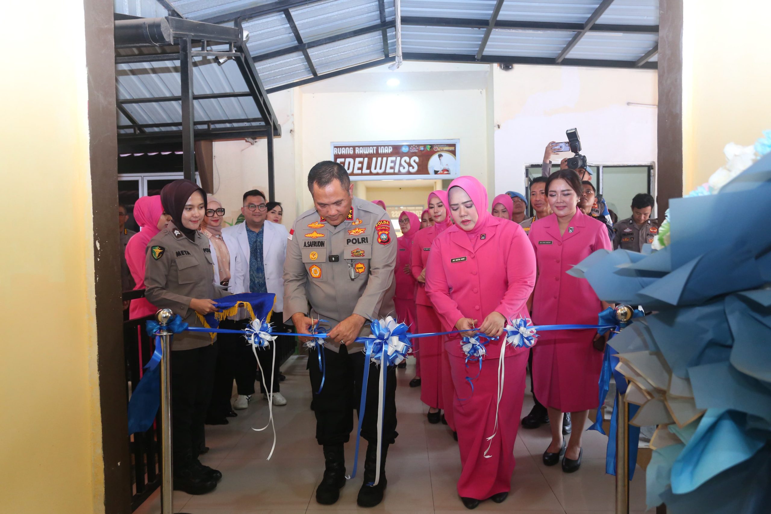 Ruang Rawat Inap RS Bhayangkara Batam Makin Nyaman, Kapolda Kepri Resmikan Renovasinya
