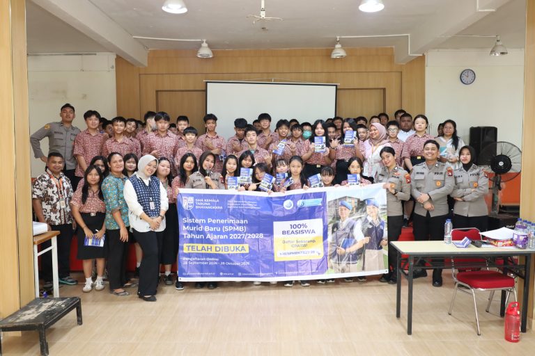 Polresta Barelang Sosialisasikan SPMB SMA Kemala Taruna Bhayangkara T.A. 2027-2028 di Sekolah Permata Harapan Batam
