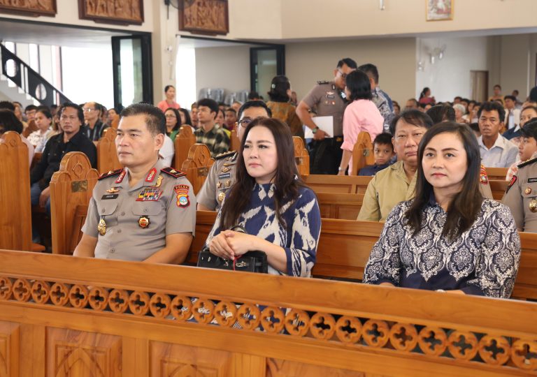 Minggu Kasih, Wakapolda Kepri Perkuat Kemitraan Polri Dan Masyarakat