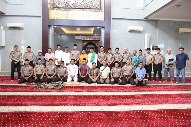 JUMAT KELILING, KAPOLDA KEPRI DORONG KEBERSAMAAN JAGA KAMTIBMAS