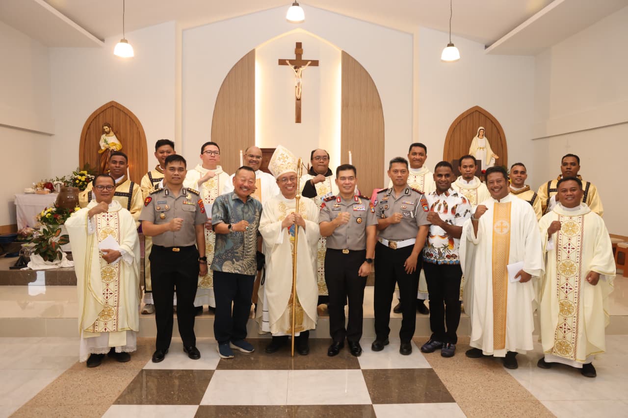 MINGGU KASIH, WAKAPOLDA KEPRI AJAK GENERASI MUDA RAIH CITA-CITA DAN PERKUAT KEMITRAAN POLRI DENGAN MASYARAKAT