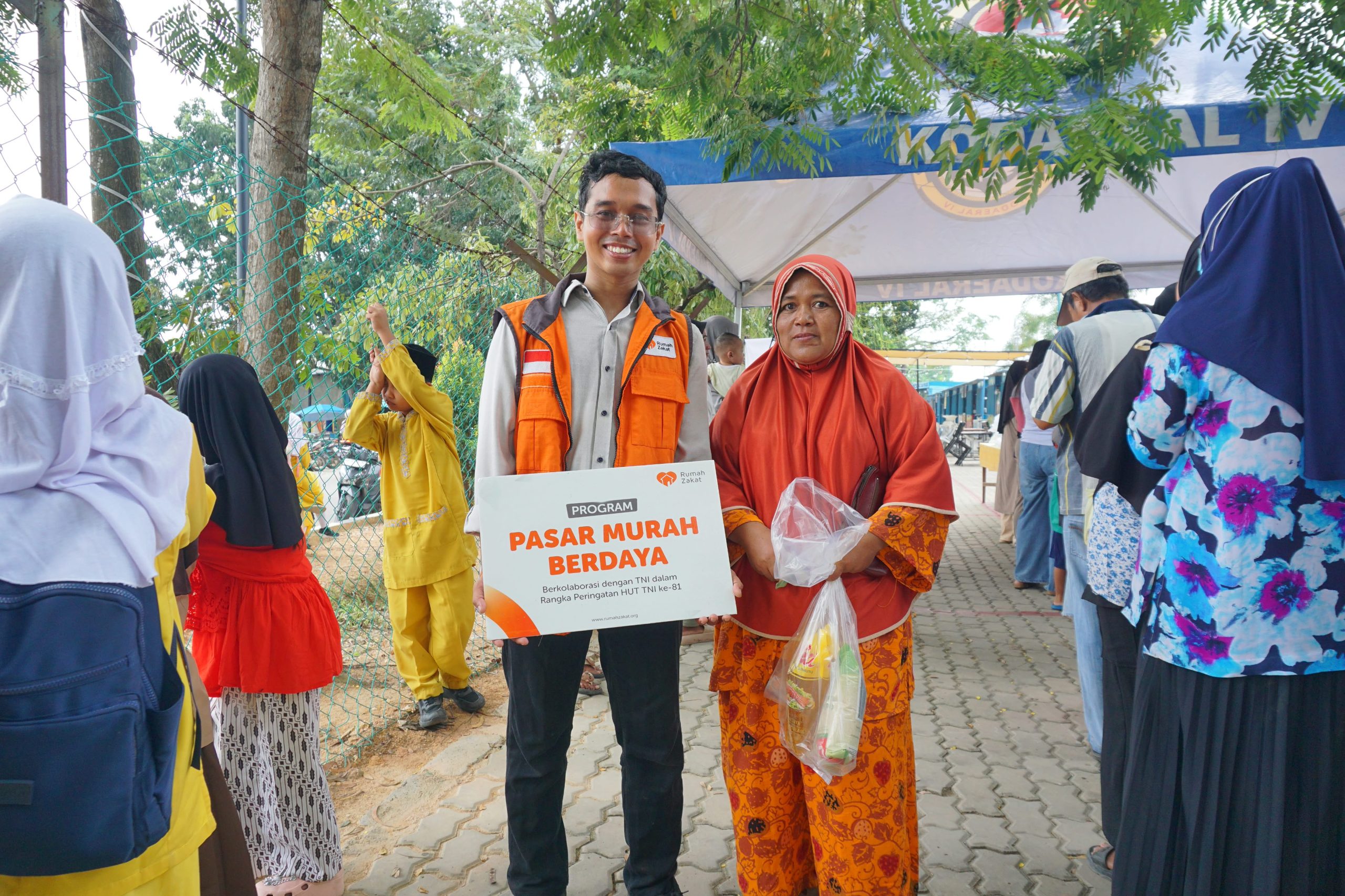 Sinergi Rumah Zakat Kepri dan Kodaeral IV Gelar Pasar Murah Subsidi untuk 500 Penerima Manfaat